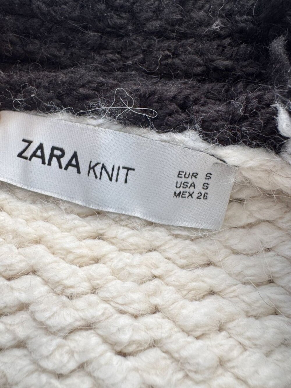ZARA Chunky Oversized Knit Cardigan White Black Contrast Trim - Picture 12 of 13